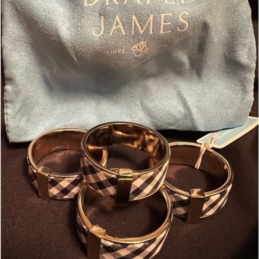 NWT Draper James Classic Navy Gingham Plaid Napkin Rings Gold Accent Set of Four